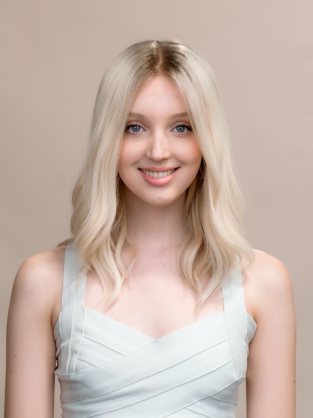 DNZ02061v2 Dia 16" | Blonde Human Hair Wig - Image 1