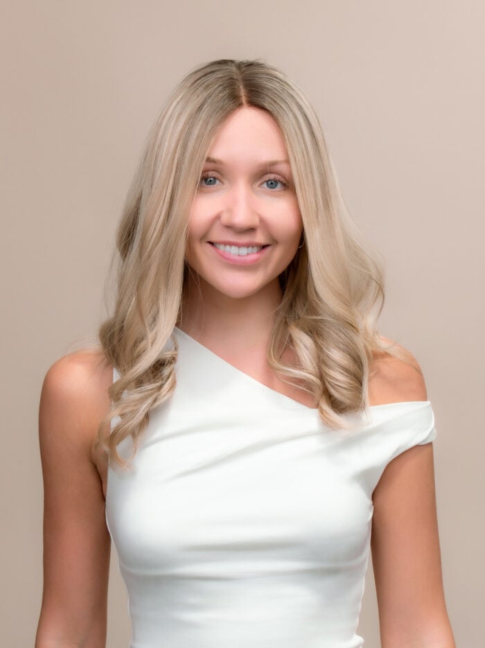 Chloe 18" | Blonde Human Hair Wig - Image 1