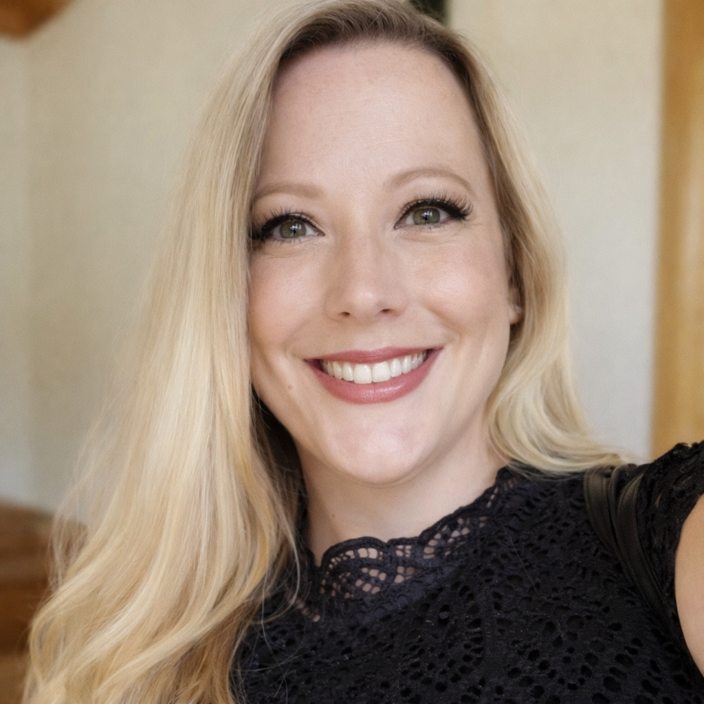 If you have been wondering whether to get a piece, do your confidence a favour! After losing hair through stress I bought one. I'm so glad I did it! Then I purchased a wig as well! Clementine has always taken the time to answer many questions. I cannot remember the last time I had such a big smile! Hair loss destroys your confidence to the core, so Clementine, thank you from the bottom of my heart.