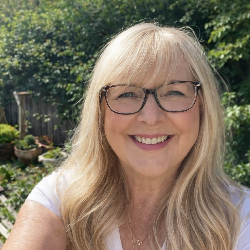 My Giselle arrived. Thank you so much! I love the lace top so much it sits so flat. PS: Every time get a new one start thinking about my next one - it's becoming a wonderful but expensive addiction!